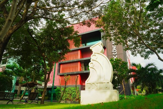 DNTU vì thế giới số