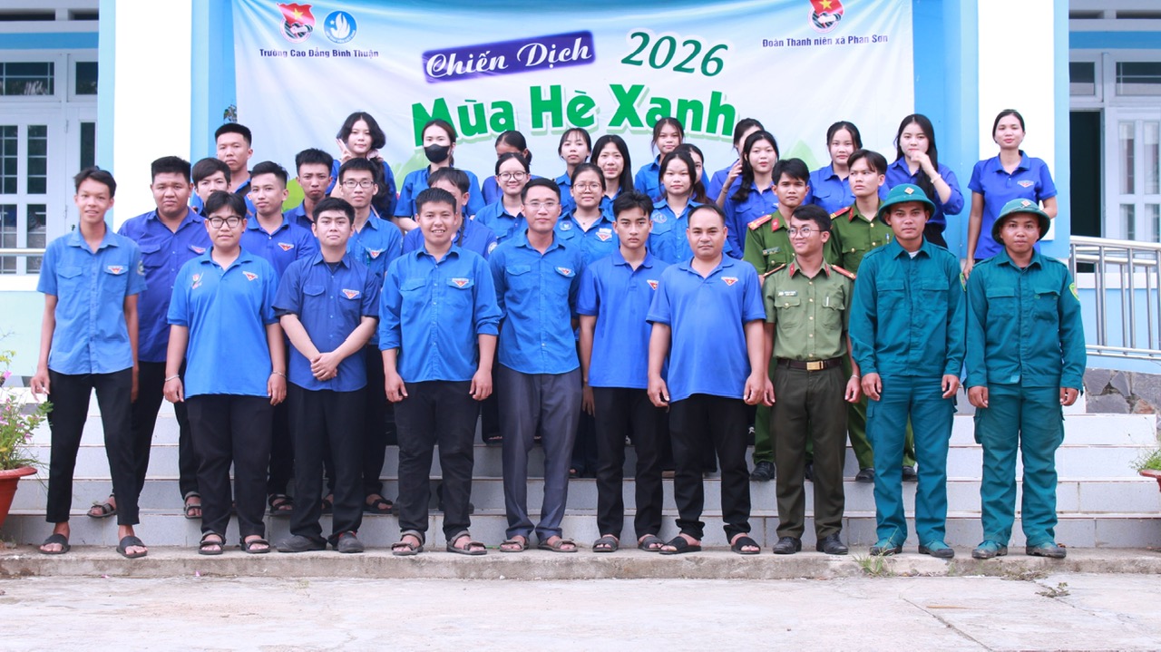 Đội hình Mùa Hè Xanh Trường Cao Đẳng Bình Thuận