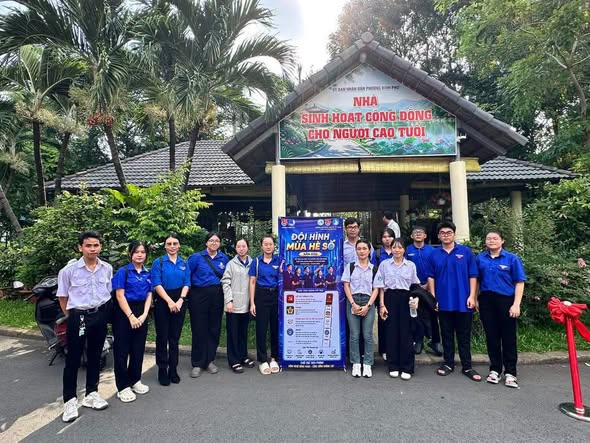 Đội hình mùa hè số HOTEC