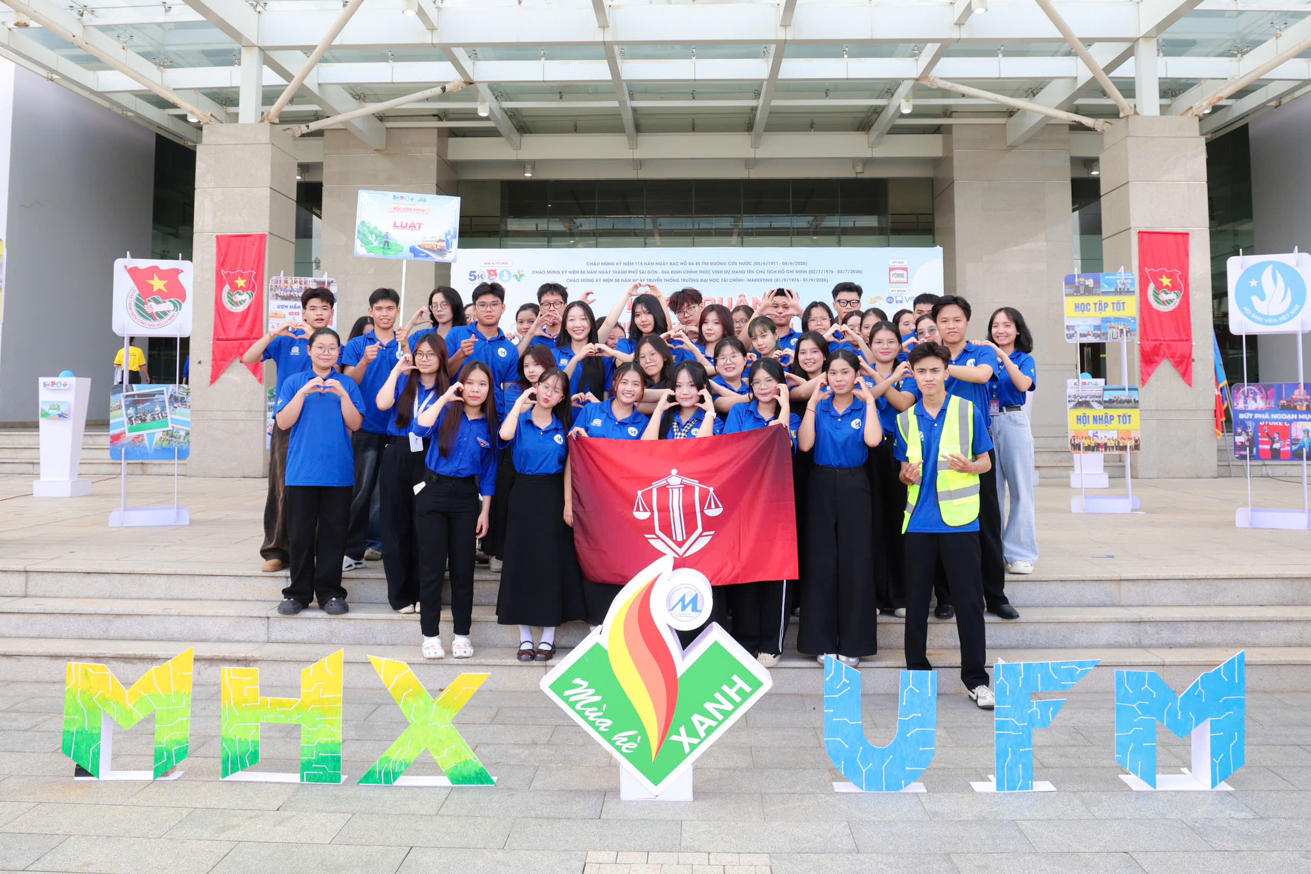 UFM - Đội hình Khoa Luật