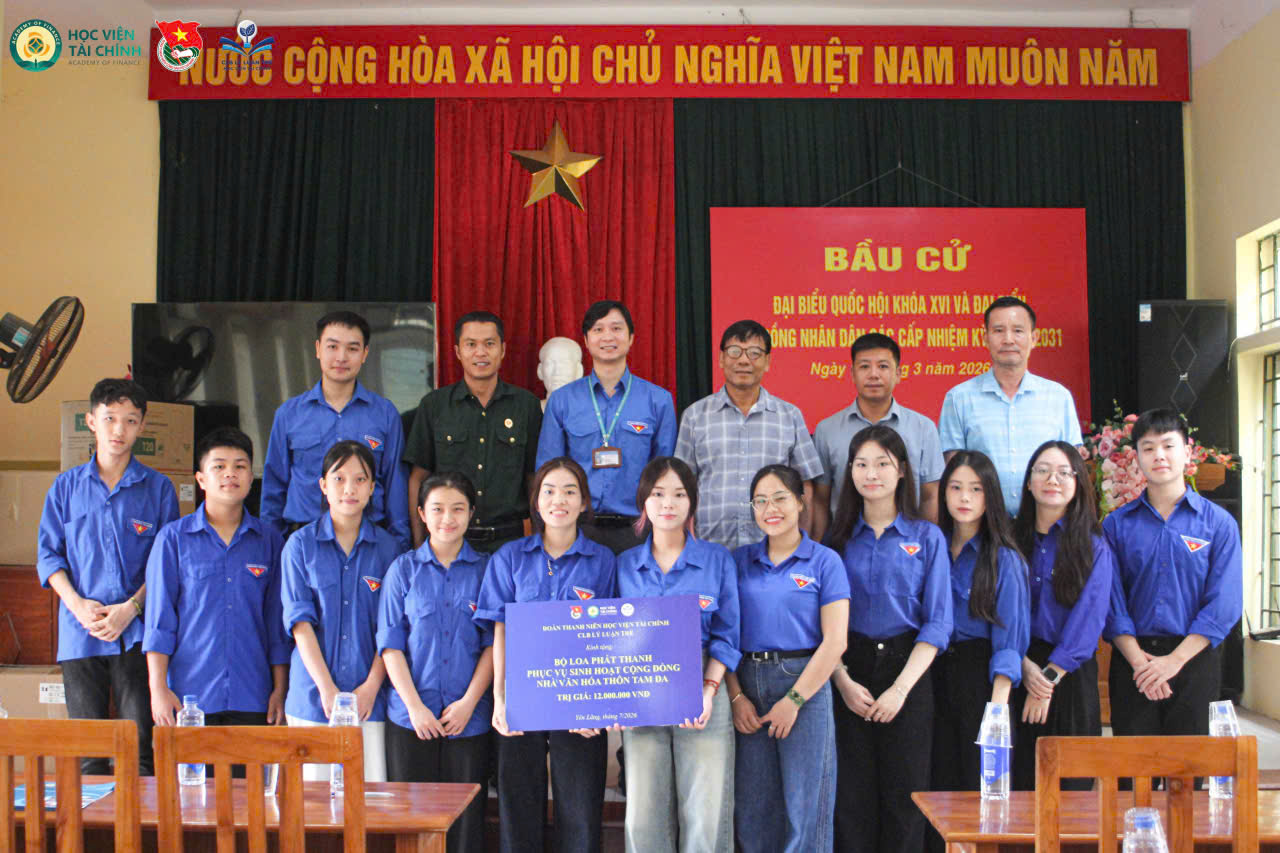 Đội hình Mùa hè xanh CLB Lý luận trẻ Học viện Tài chính