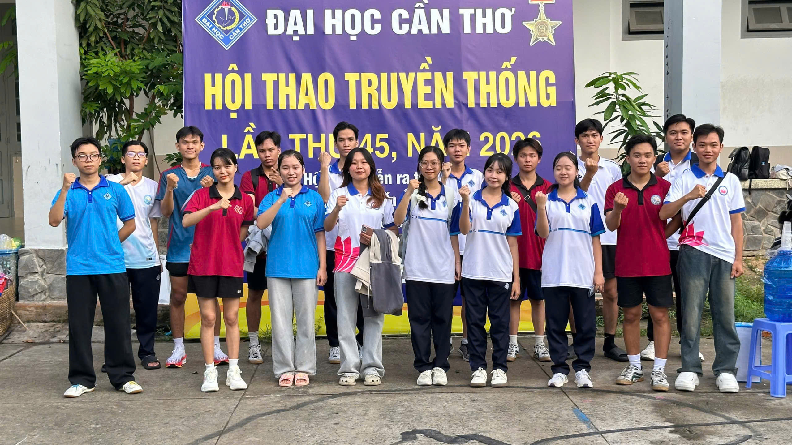 Đội hình Mùa hè xanh Chi hội sinh viên Cái Bè