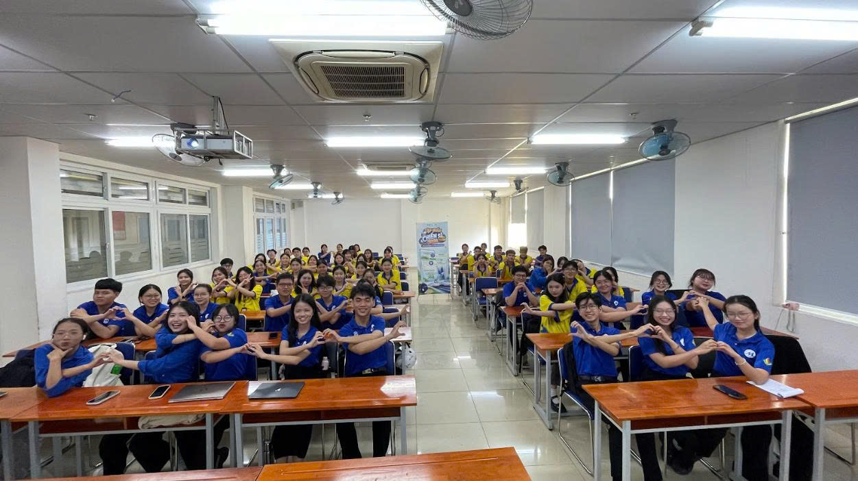 UFM - Đội hình Viện Công nghệ tài chính ngân hàng