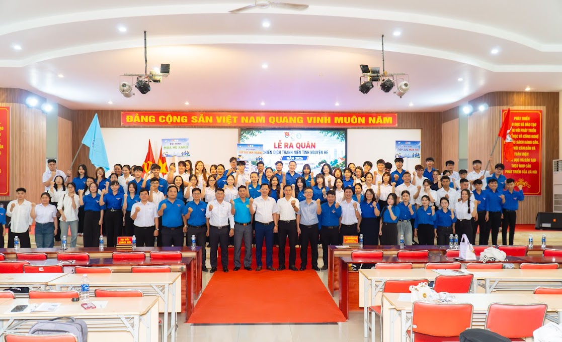 Đội hình Mùa Hè Số Trường đại học Lâm Nghiệp phân hiệu tại Thành phố Đồng Nai