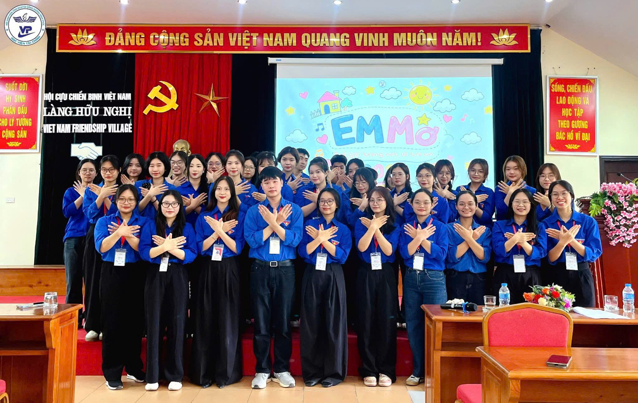 Đội SVTN Đồng hương Vĩnh Phúc Học viện Tài Chính