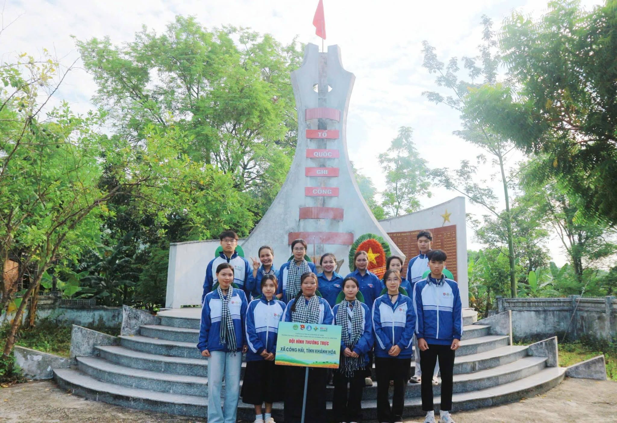 ĐỘI HÌNH THƯỜNG TRỰC TỈNH KHÁNH HÒA THAM DỰ LỄ DÂNG HƯƠNG TRI ÂN CÁC ANH HÙNG LIỆT SĨ KỶ NIỆM 79 NĂM NGÀY THƯƠNG BINH - LIỆT SĨ (27/7/1947 – 27/7/2026)