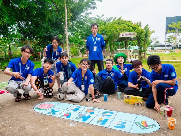 CNTT "Sân chơi Nắng hạ