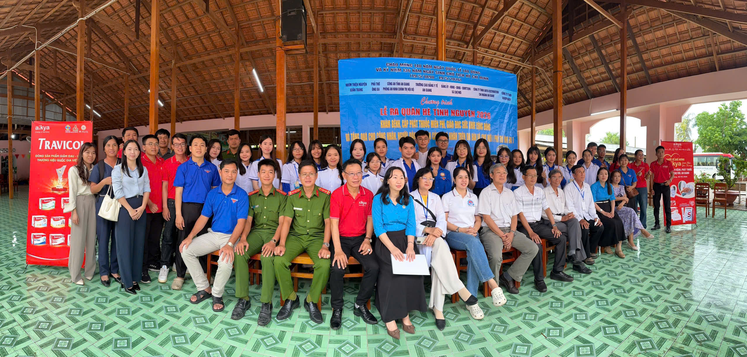 CHUNG TAY VÌ SỨC KHỎE CỘNG ĐỒNG