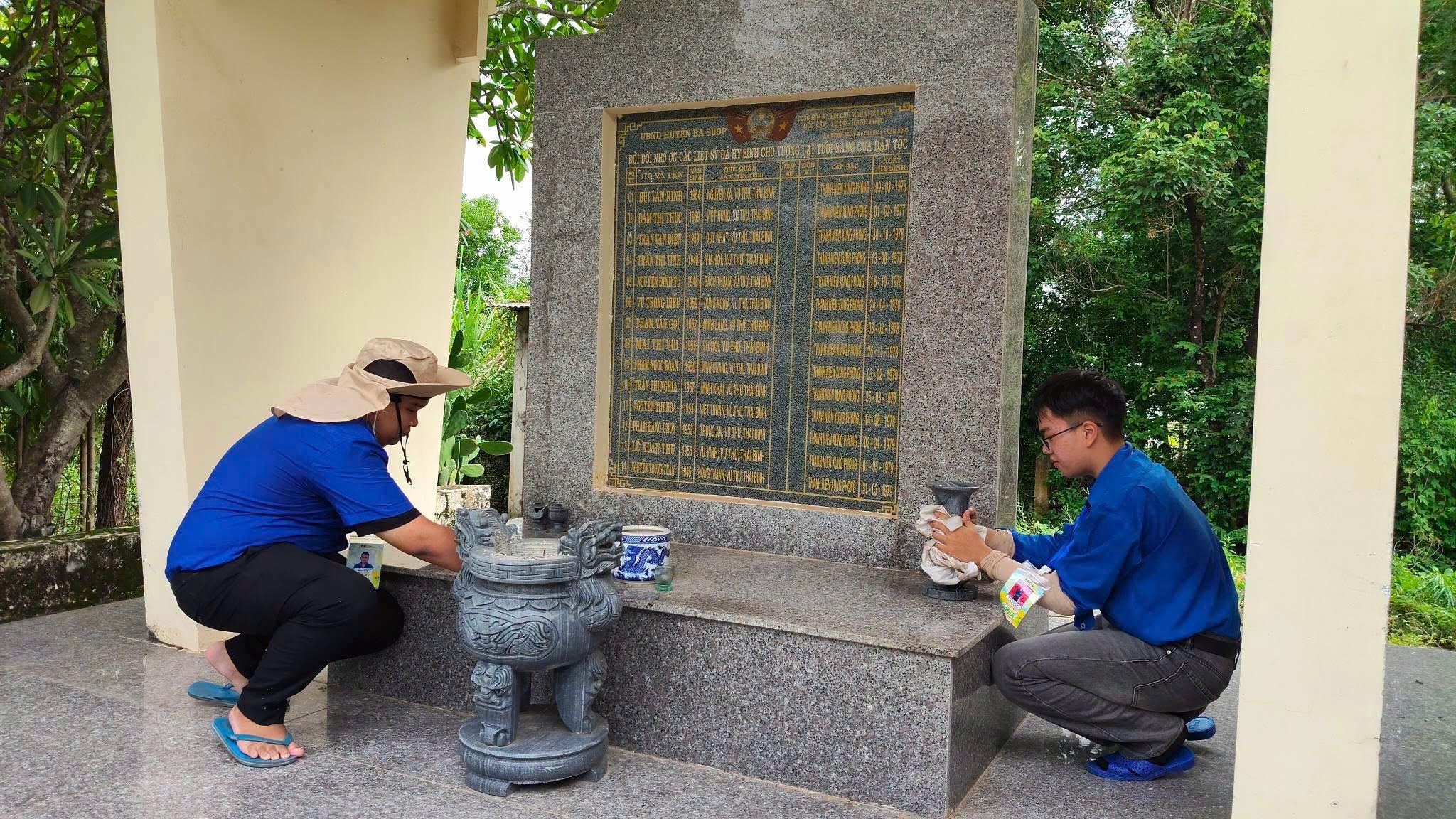 TRI ÂN THÁNG BẢY – "UỐNG NƯỚC NHỚ NGUỒN"