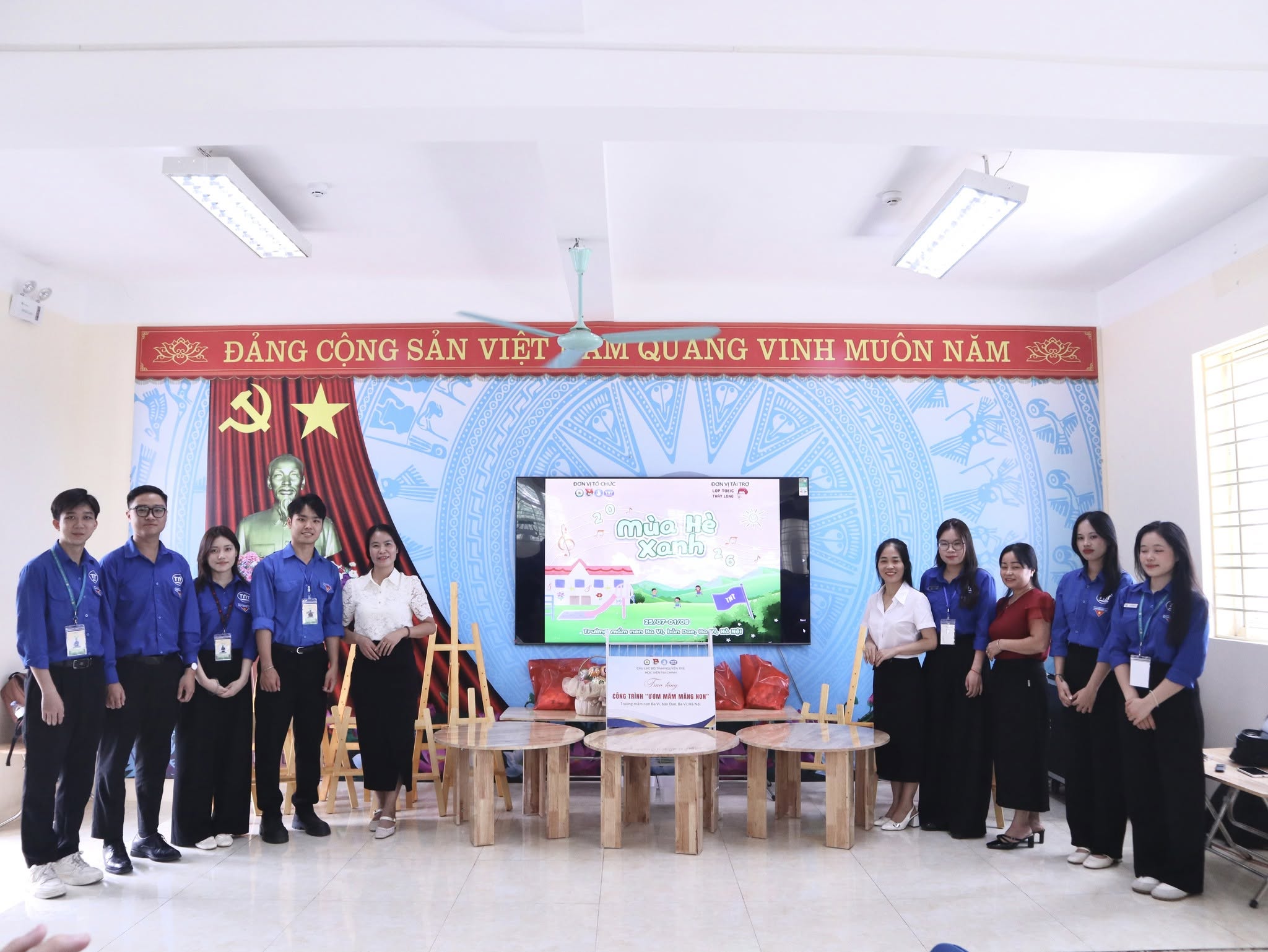 Ươm mầm măng non