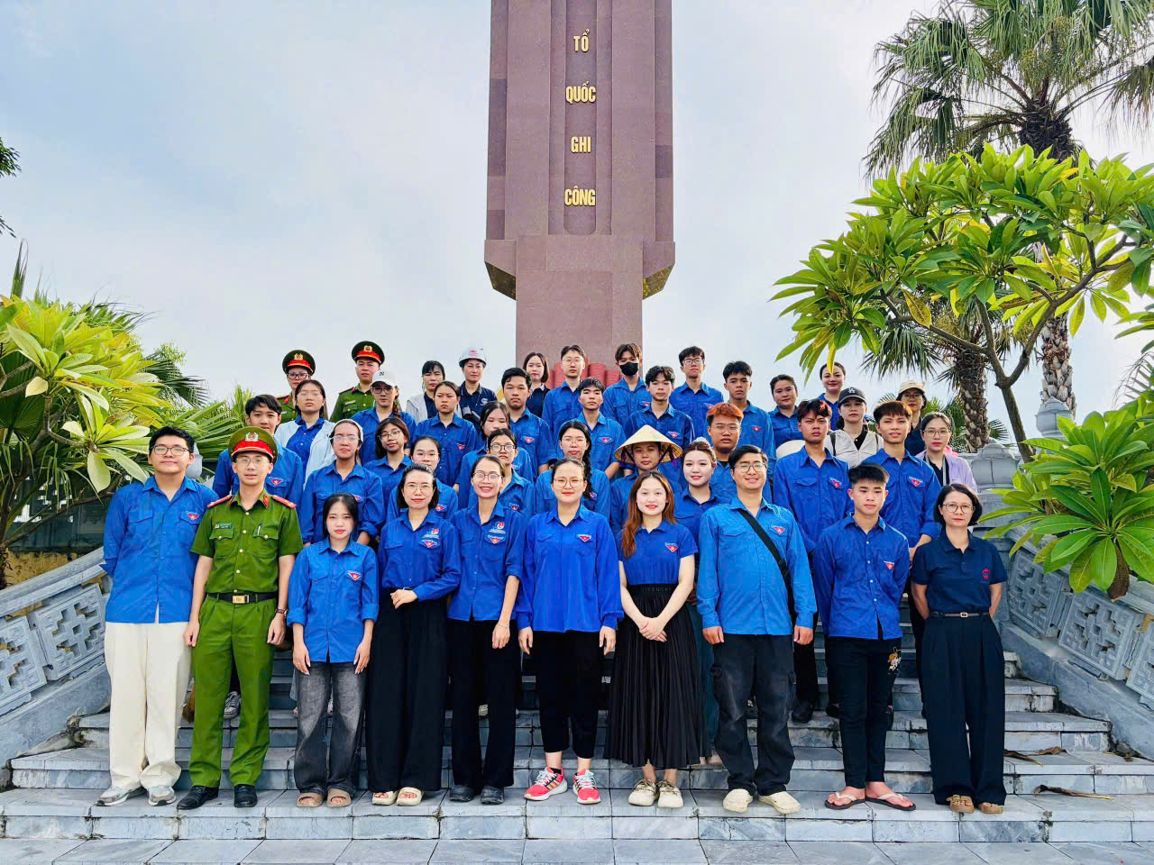 Hoạt đồng đền ơn đáp nghĩa