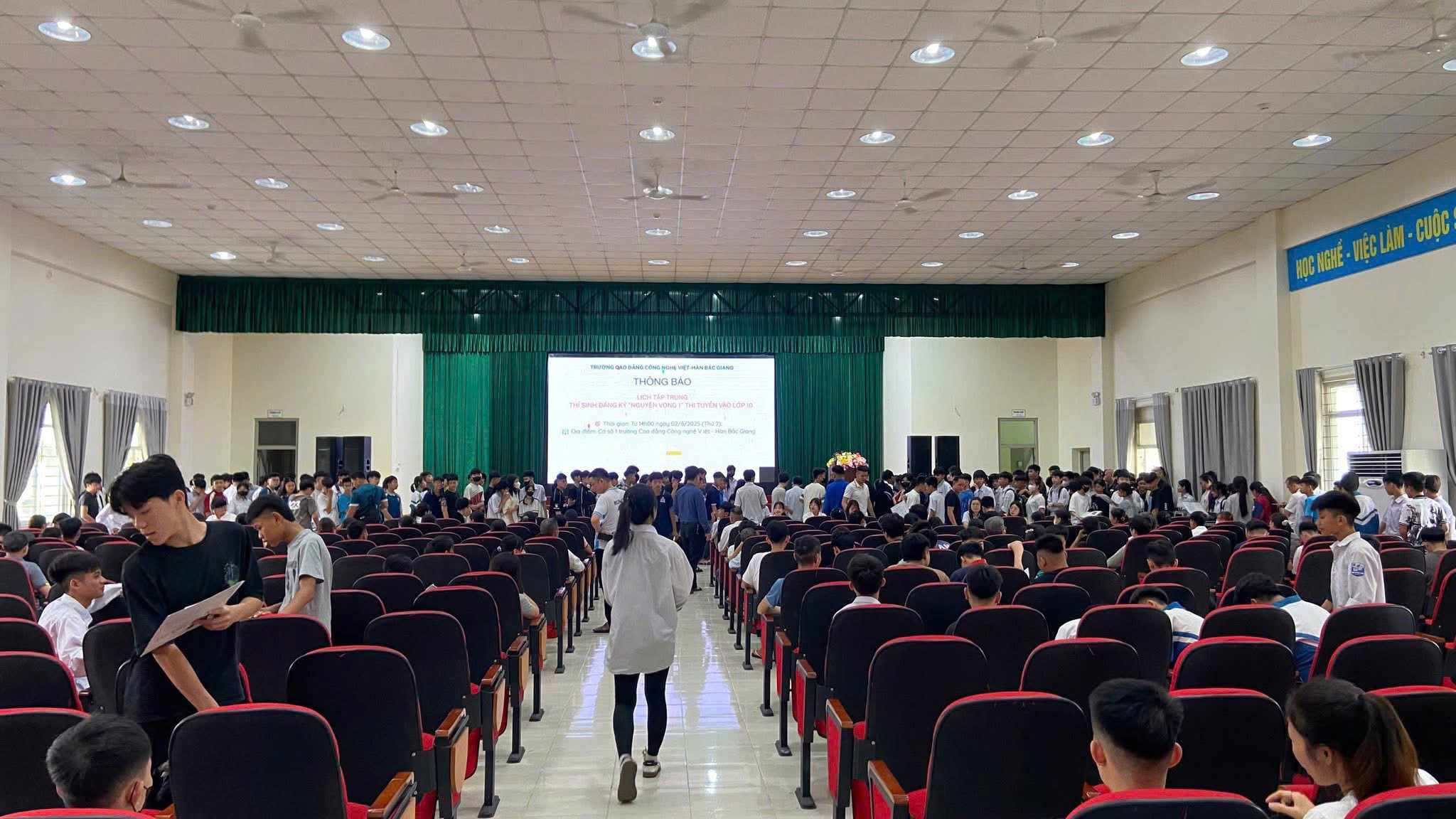 Ngày 30/6/2026 Đội hình mùa hè xanh trường VKTech tiếp tục thực hiện triển khai đội hình