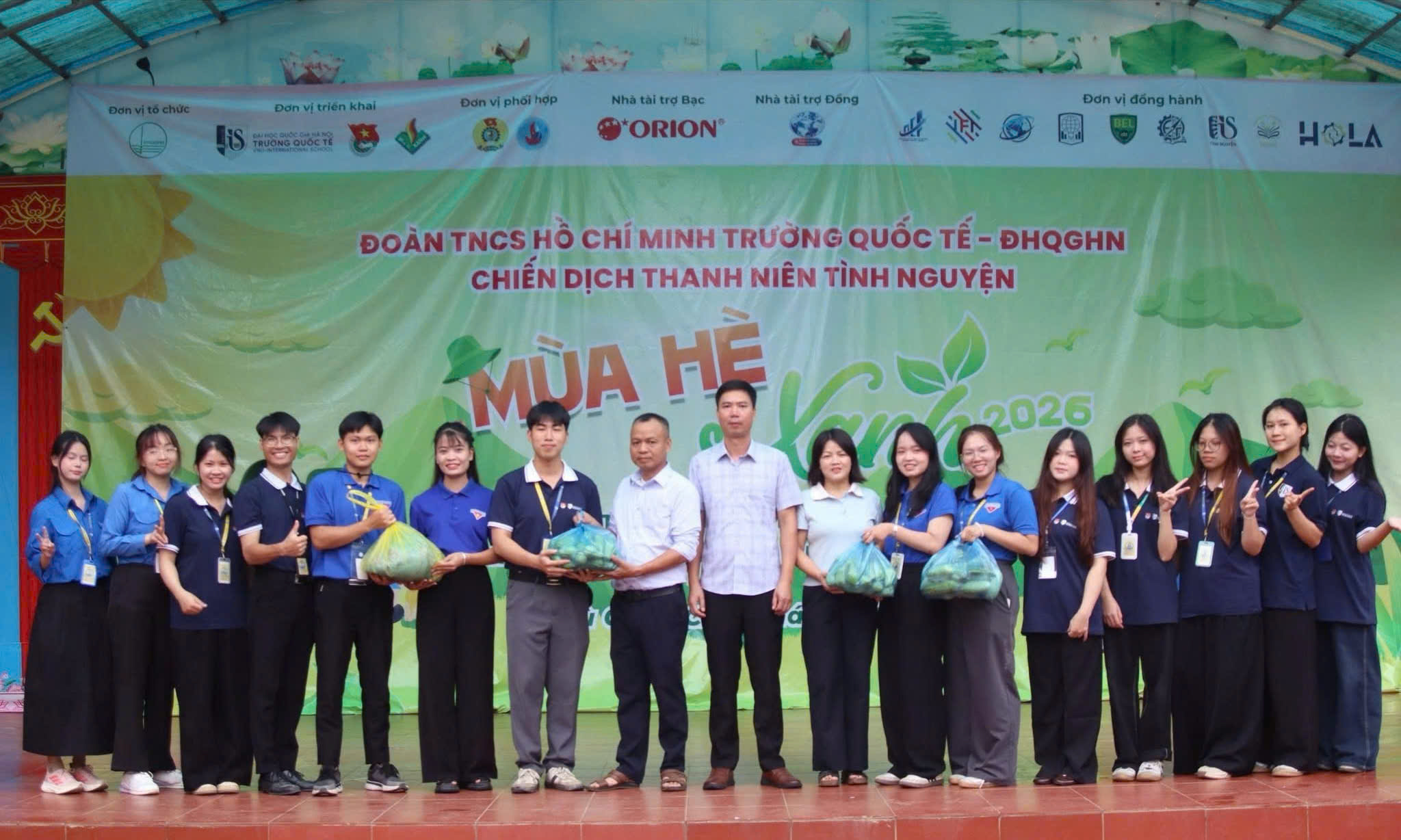 CÓ NHỮNG TẤM LÒNG ĐẾN TỪ SỰ CHÂN THÀNH