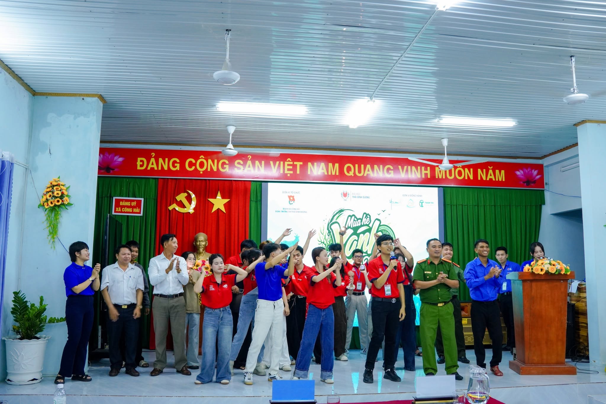 [TBD] Đêm giao lưu văn nghệ