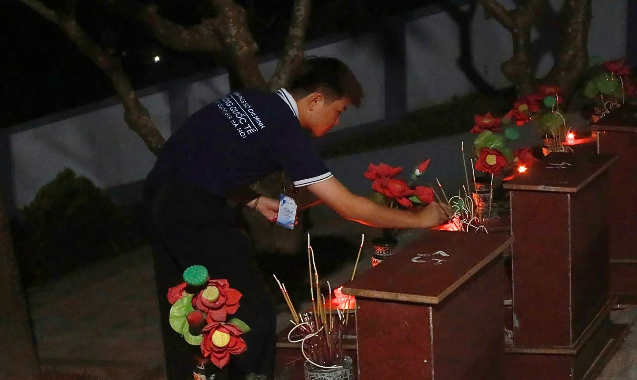 27.7 - CÓ NHỮNG NGỌN LỬA CHƯA BAO GIỜ TẮT 🕊️