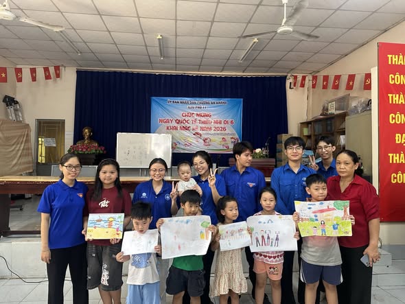 UFM - Lớp học dạy vẽ cho thiếu nhi Buổi