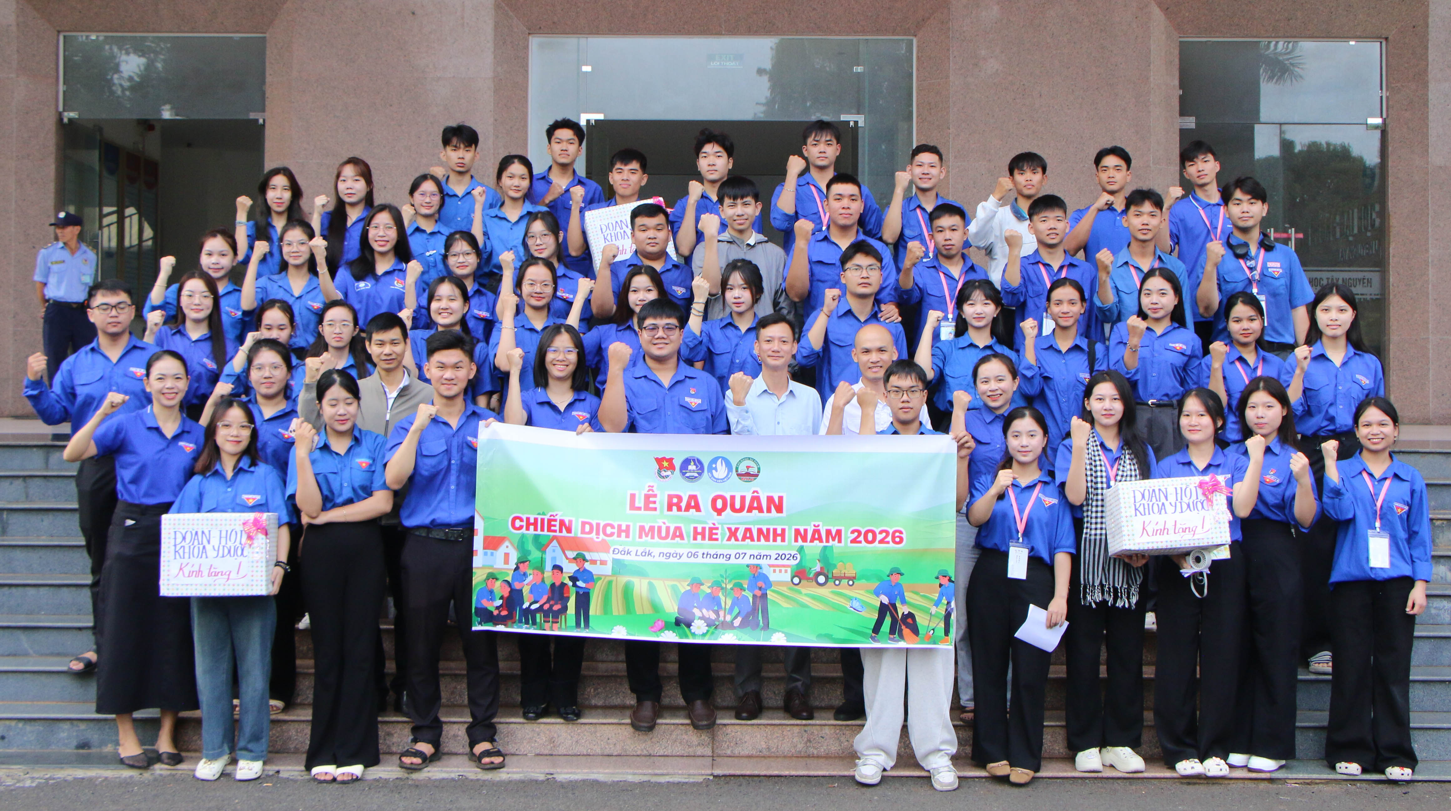 MÙA HÈ XANH TRƯỜNG ĐẠI HỌC TÂY NGUYÊN - NGÀY 1