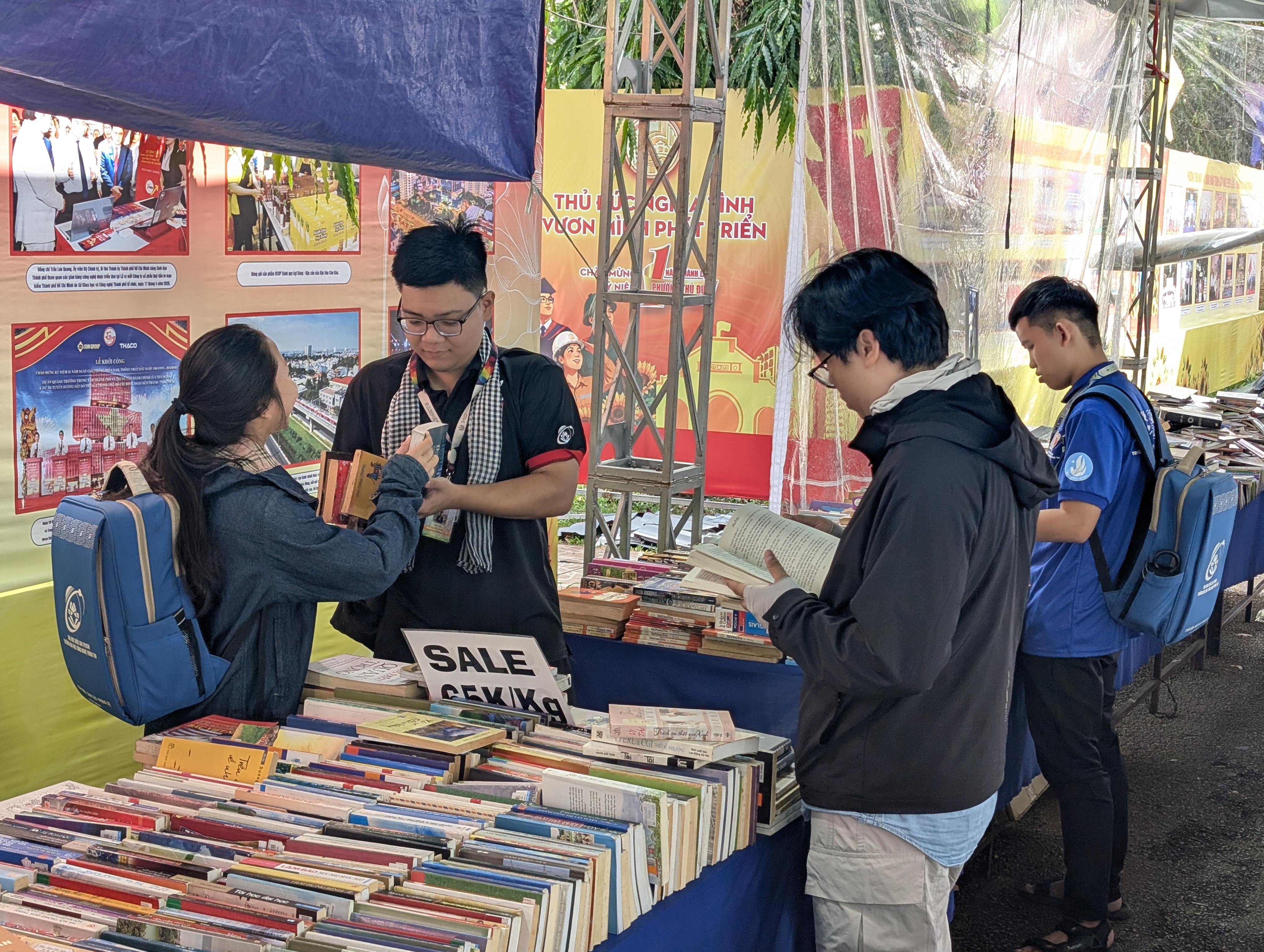 Chuẩn bị cho "Tủ sách cho em"
