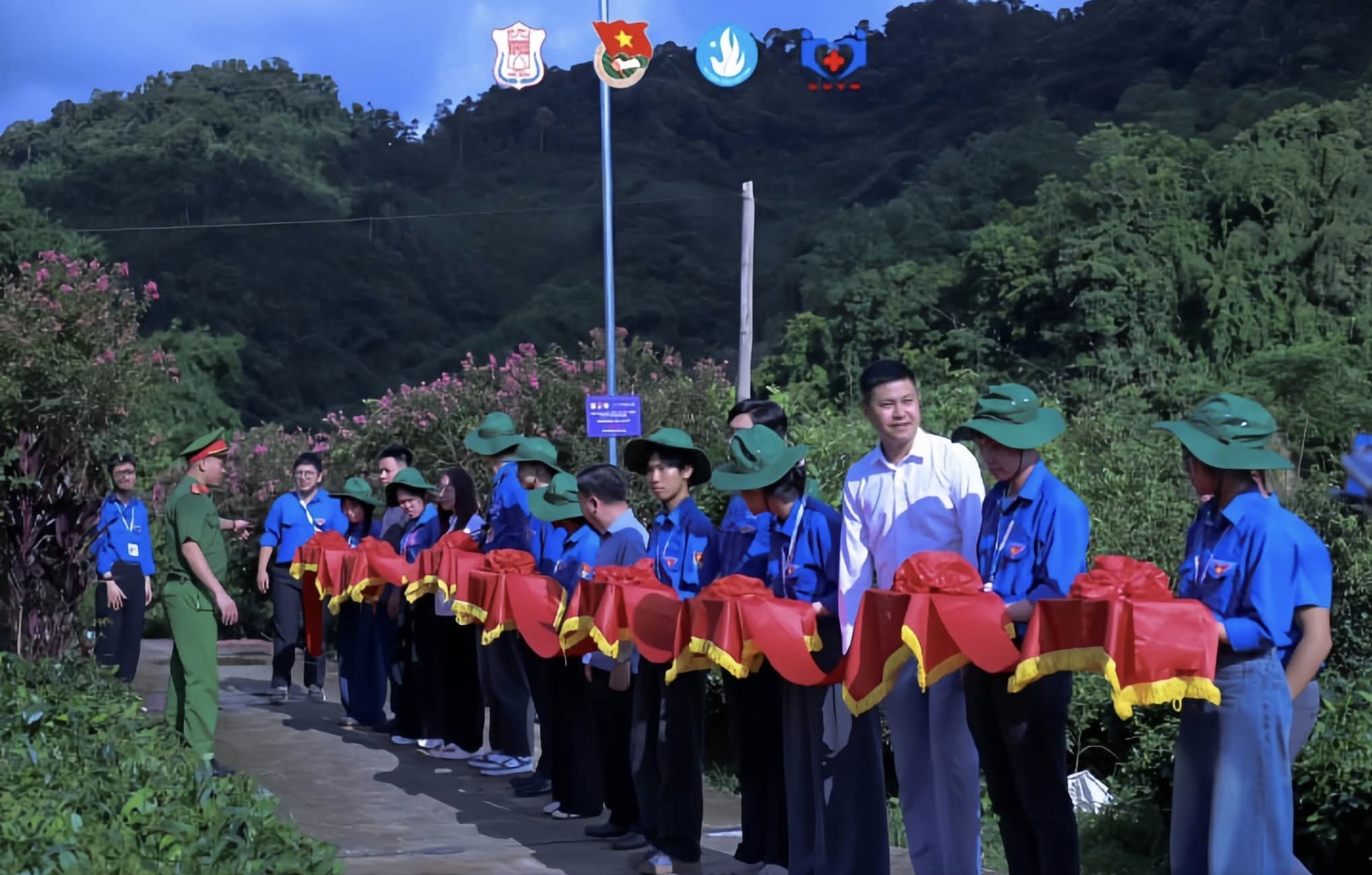 Công trình thanh niên