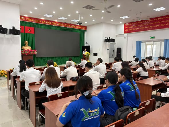 ĐỘI HÌNH MÙA HÈ SỐ HCE ĐỒNG HÀNH CÙNG ĐỊA PHƯƠNG TẠI PHƯỜNG BÀN CỜ VÀ PHƯỜNG VƯỜN LÀI