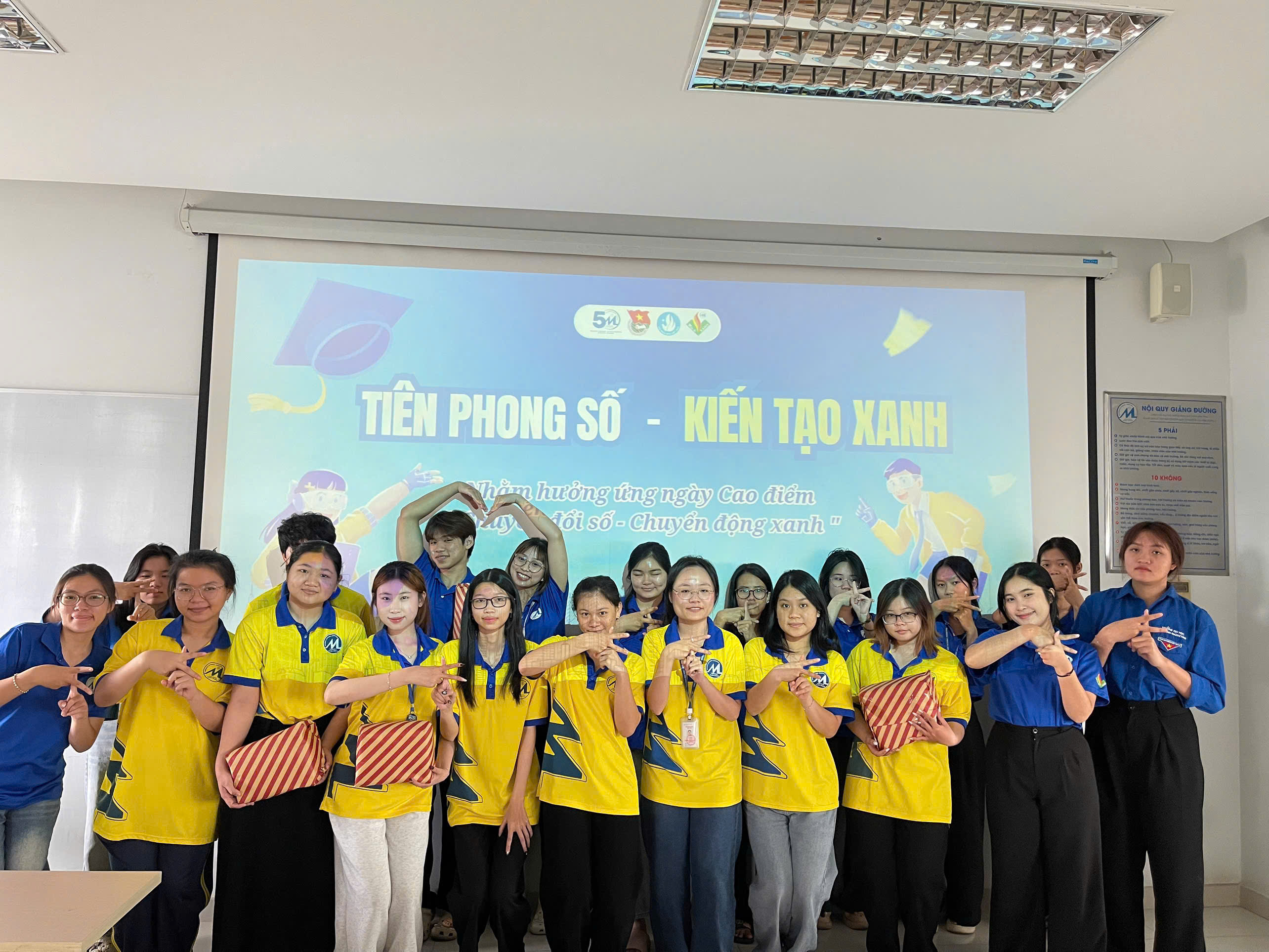Chương trình "Tiên phong số - Kiến tạo xanh"
