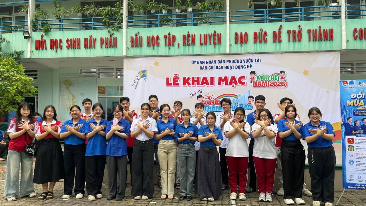 LỄ RA QUÂN CHIẾN DỊCH MÙA HÈ XANH - RA MẮT ĐỘI HÌNH MÙA HÈ SỐ