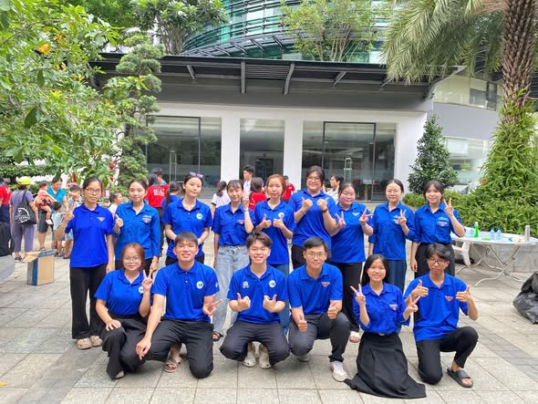 UFM - Hỗ trợ điểm shh cho thiếu nhi Khu phố 31
