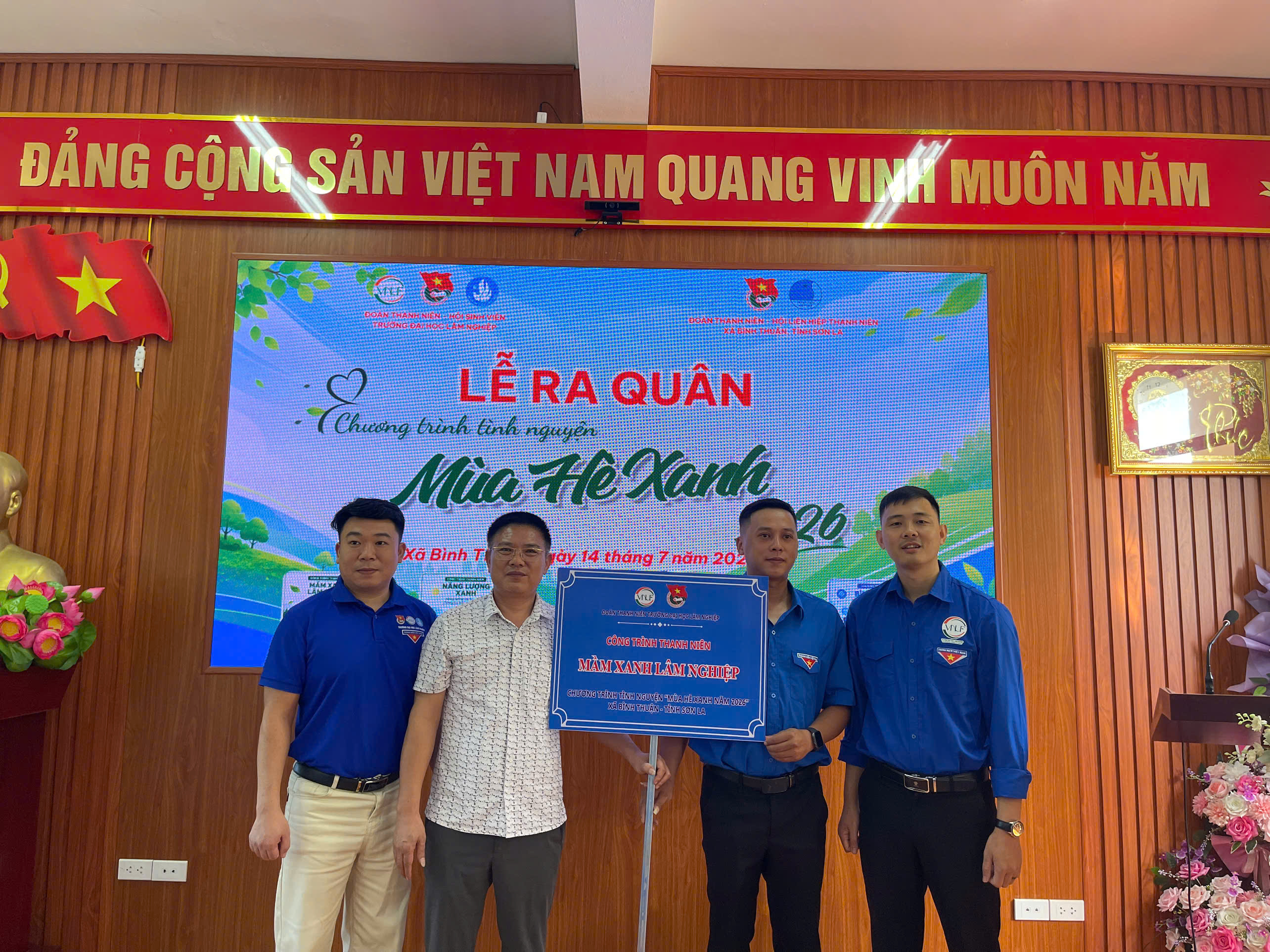 TUỔI TRẺ TRƯỜNG ĐẠI HỌC LÂM NGHIỆP RA QUÂN CHIẾN DỊCH “MÙA HÈ XANH” NĂM 2026 TẠI XÃ BÌNH THUẬN, TỈNH SƠN LA