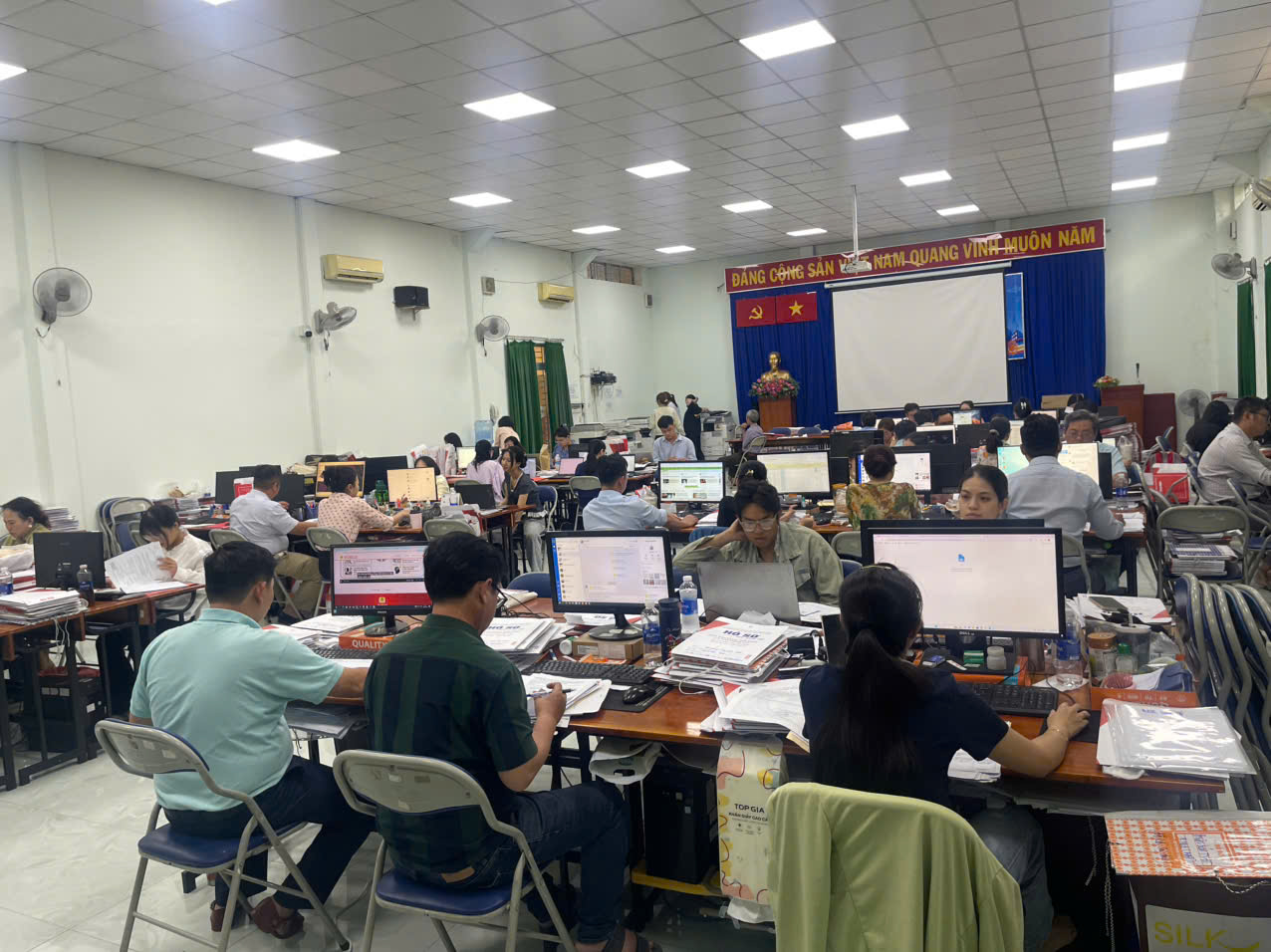 🔥 TIẾP NỐI HÀNH TRÌNH MÙA HÈ XANH 2026 – ĐỘI HÌNH CHUYÊN CHUẨN HÓA CƠ SỞ DỮ LIỆU ĐẤT ĐAI 🔥