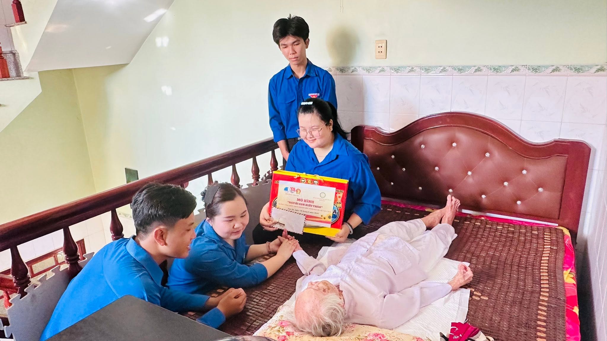 Triển khai mô hình người con hiếu thảo
