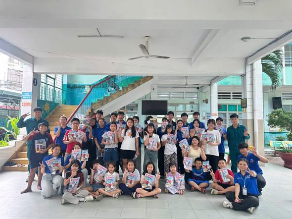 SINH HOẠT HÈ SÔI ĐỘNG CÙNG ĐỘI HÌNH VÌ ĐÀN EM THÂN YÊU CHỦ ĐỀ VUI HÈ TRÊN THÀNH PHỐ BÁC