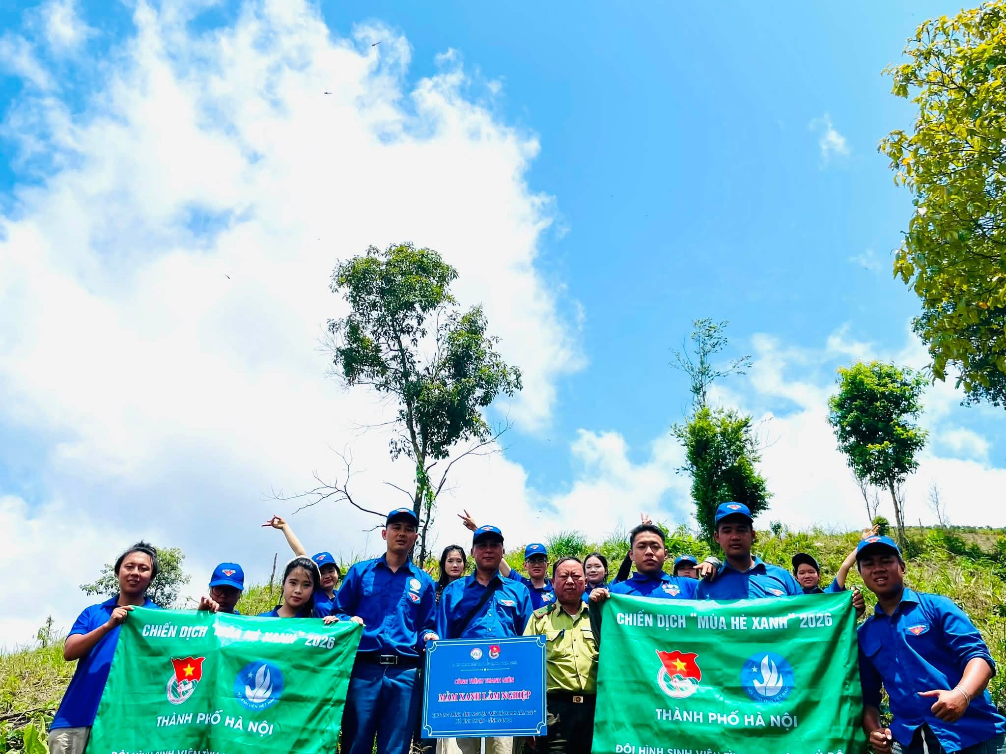 CÔNG TRÌNH THANH NIÊN “MẦM XANH LÂM NGHIỆP” – GIEO MẦM XANH, GỬI TRỌN YÊU THƯƠNG