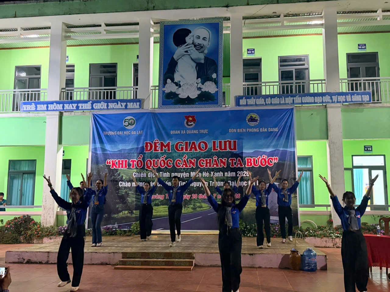 ĐÊM GIAO LƯU "KHI TỔ QUỐC CẦN, THANH NIÊN SẴN SÀNG BƯỚC"