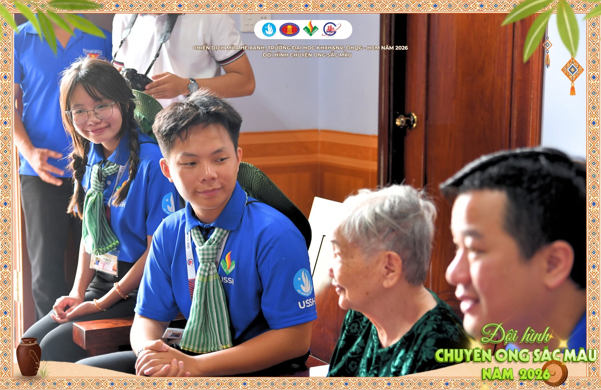 THĂM HỎI VÀ TẶNG QUÀ MẸ VIỆT NAM ANH HÙNG | ĐỘI HÌNH CHUYÊN ONG SẮC MÀU - CHIẾN DỊCH MÙA HÈ XANH 2026