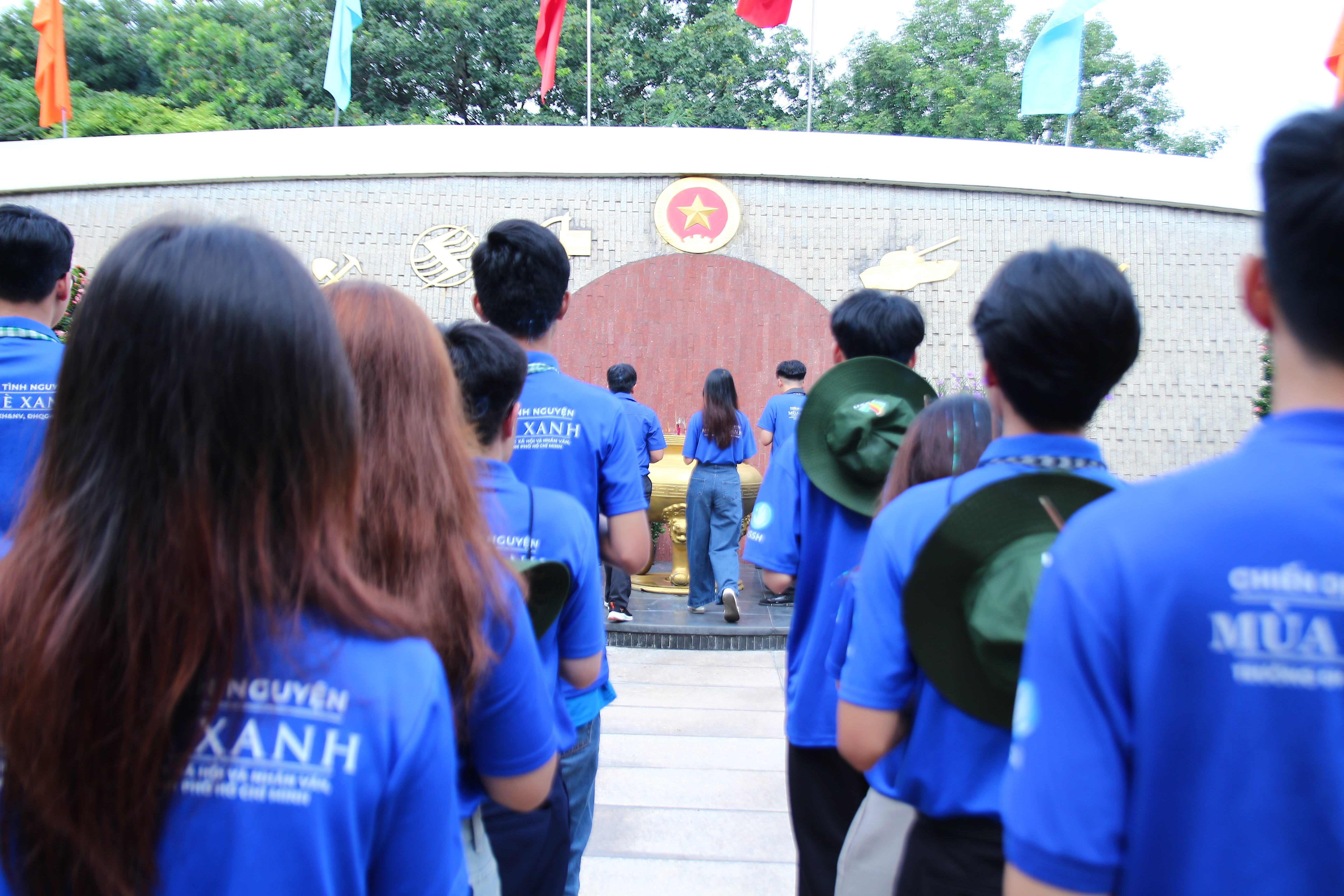 Chương trình "Ngọn lửa tri ân"