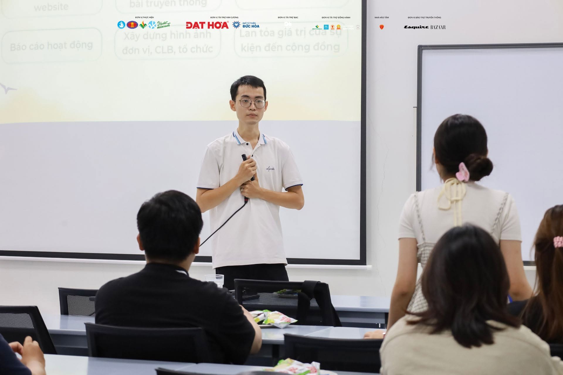 Workshop Trang bị kiến thức và kỹ năng nhiếp ảnh sự kiện: Frame Forward