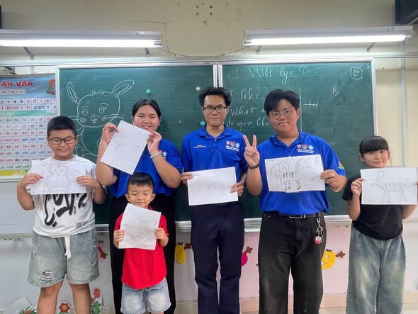 LỚP HỌC TIẾNG ANH VUI NHỘN PHƯỜNG VƯỜN LÀI